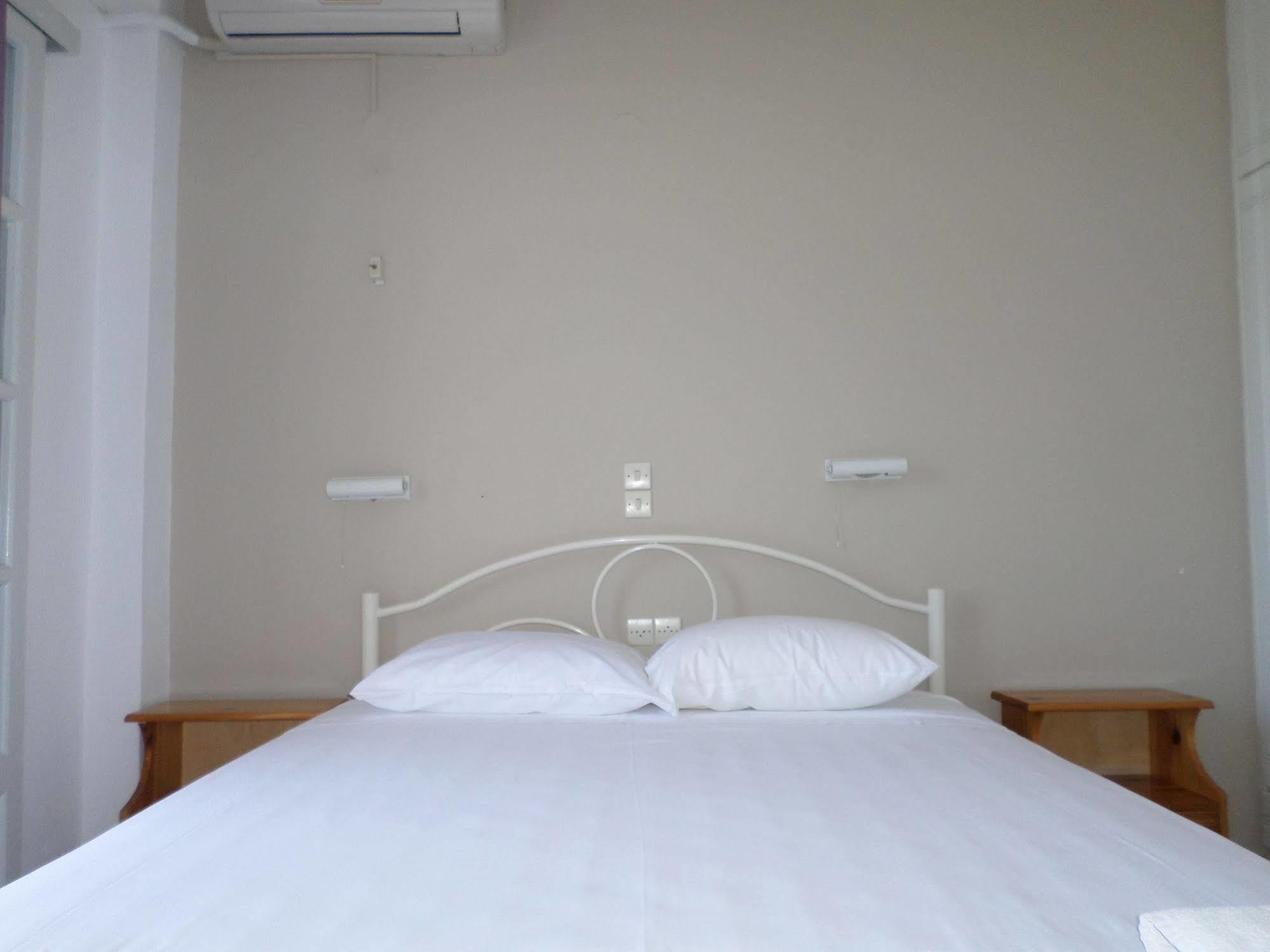 Rising Sun Apartments & Studios Benitses  Esterno foto