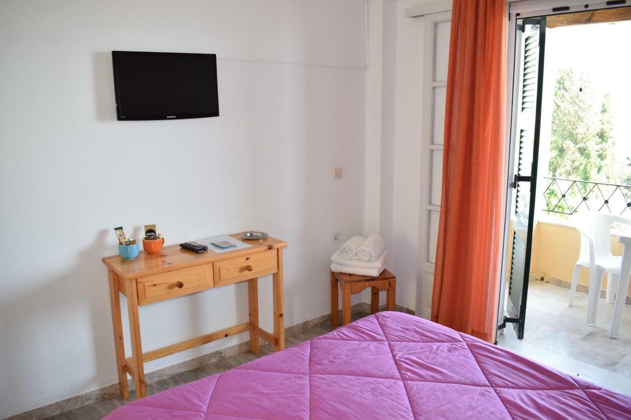 Rising Sun Apartments & Studios Benitses  Esterno foto